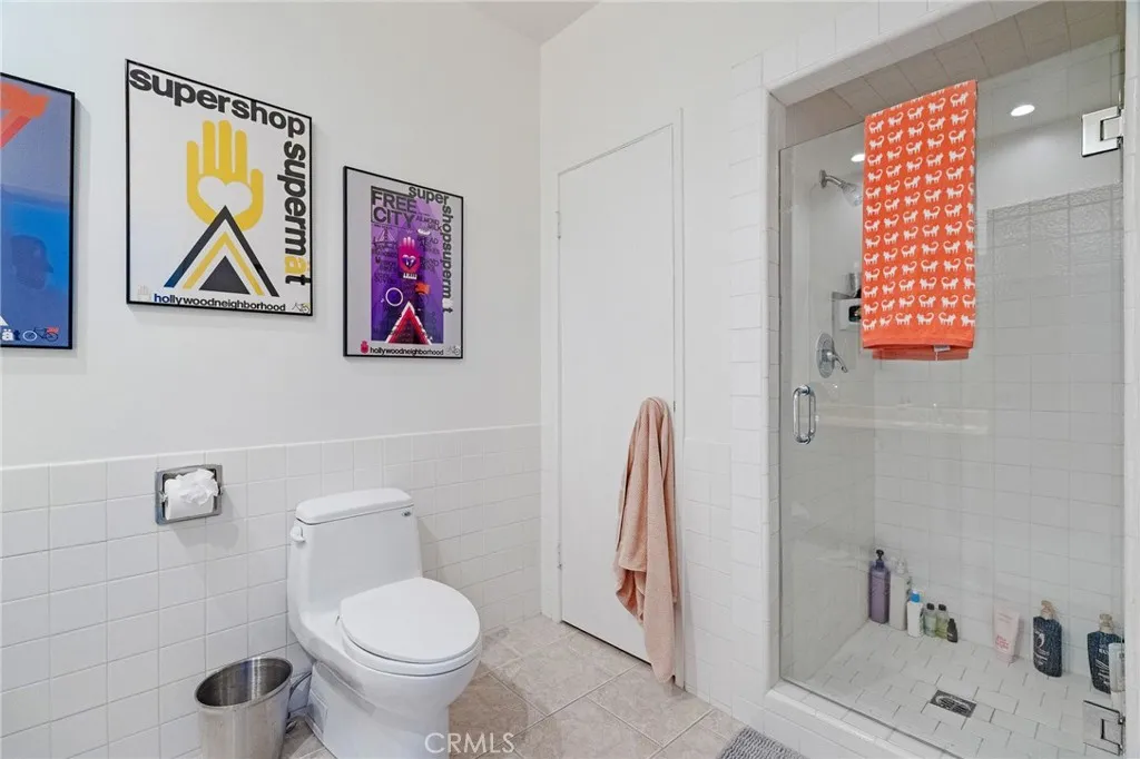 370 S Elm 2, Beverly Hills, California 90212 home-pic-25